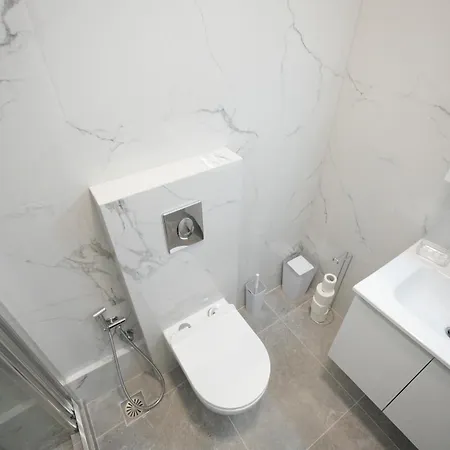 1 Bdrm Apartment, In Pangrati Athens